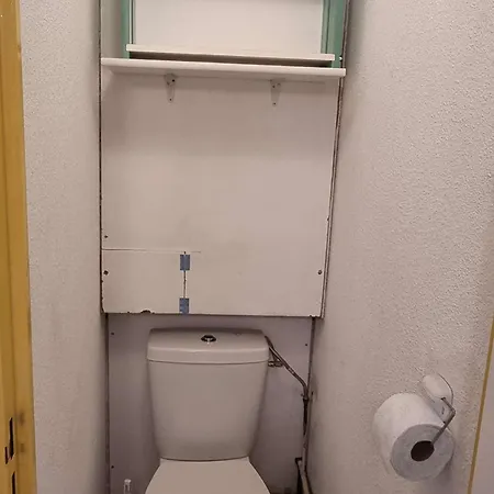 Appartement T2 Climatise Avec Piscine Et Parking A 100m De La - Fr-1-607-207